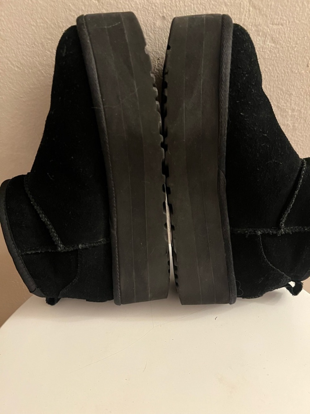 UGG Women's Classic Ultra Mini Platform boots in black suede. Size 7. - Picture 4 of 5